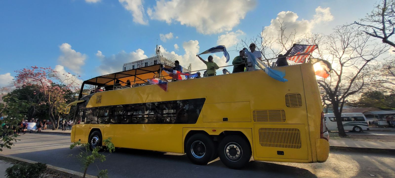 autobus abierto en riviera maya