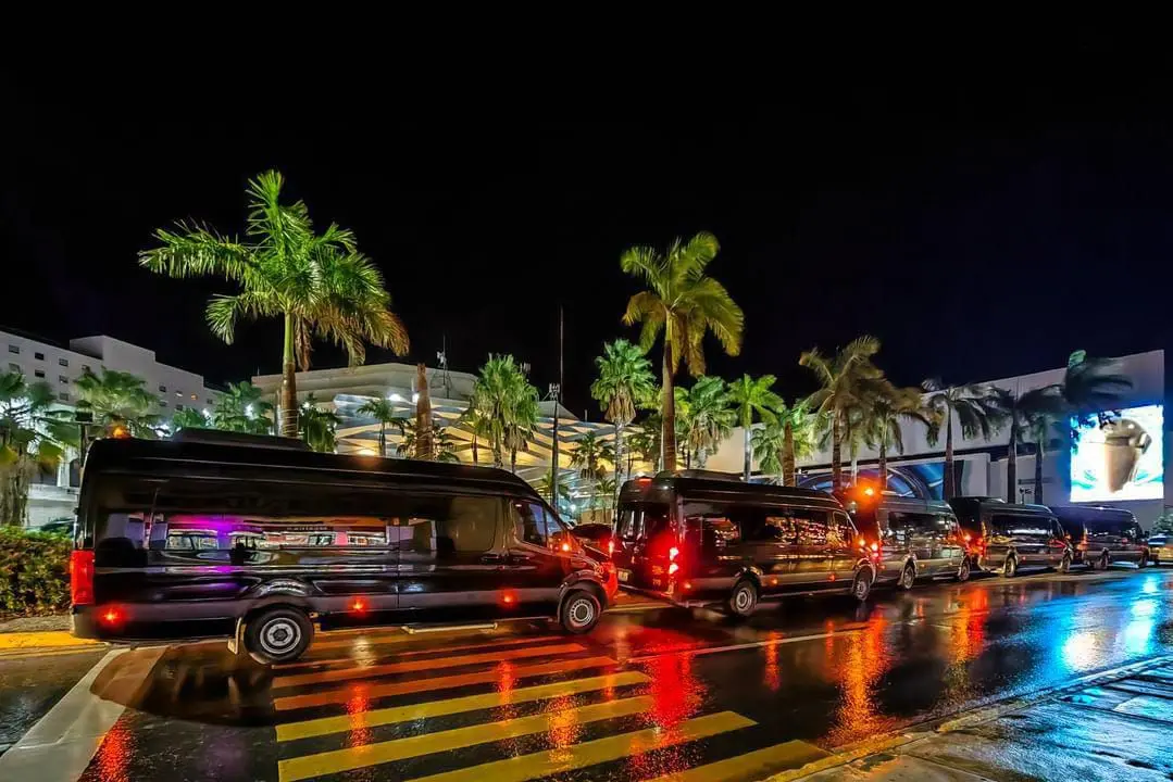 Sprinters de lujo Cancún Riviera Maya